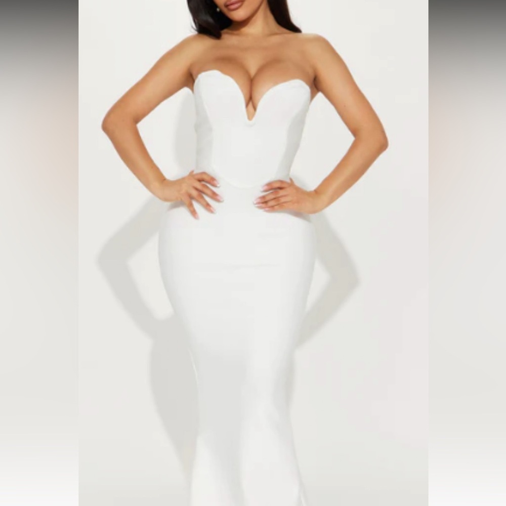 Fashion Nova Strapless White Dress